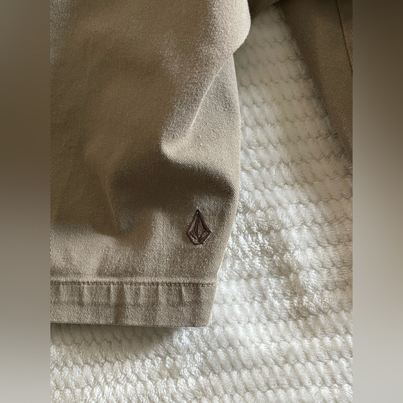 Volcom Tan Flat Front Shorts - Picture 5 of 7